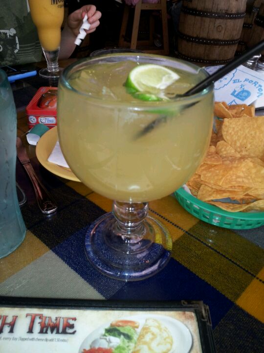 El Porton Mexican Restaurant, 11190 Alpharetta Hwy, Roswell, GA, Eating