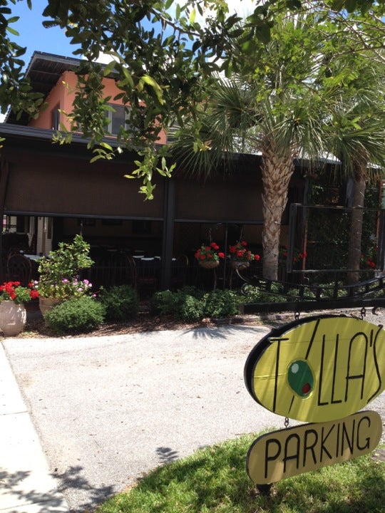 Tolla's Italian Restaurant, 240 Pennsylvania Ave N, Winter Park, FL