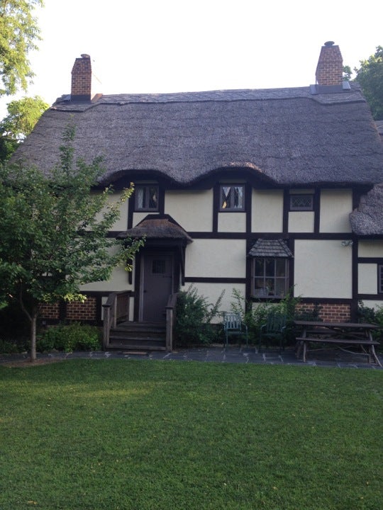 Anne Hathaway Cottage Tea Room, 950 W Beverley St, Staunton, VA - MapQuest