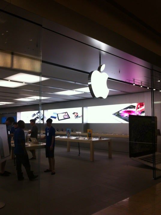 CoolSprings Galleria - Apple Store - Apple