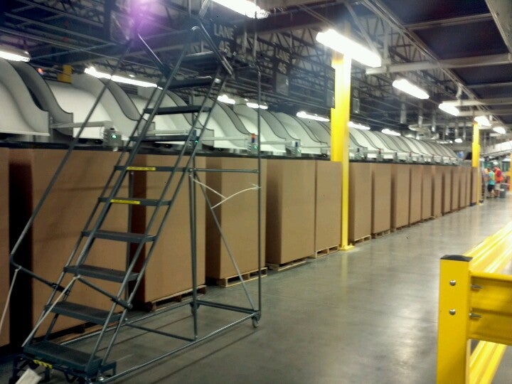amazon-fulfillment-center-4400-12th-street-ext-west-columbia-sc