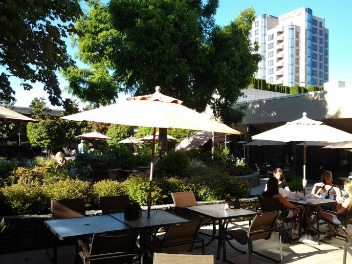 Sheraton Vancouver Airport Hotel