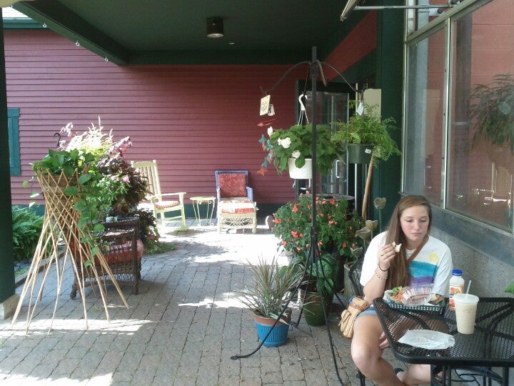 Gardener's Supply Company, 472 Marshall Ave, Williston, VT, Landscaping MapQuest