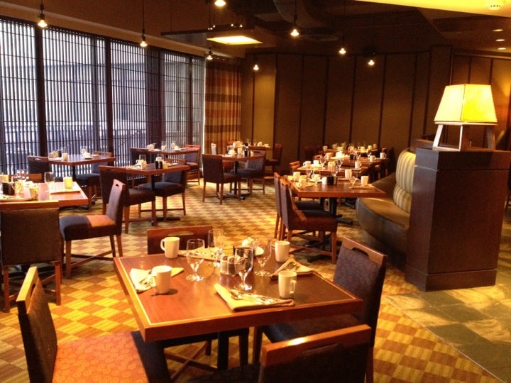 Blaze Bistro & Lounge